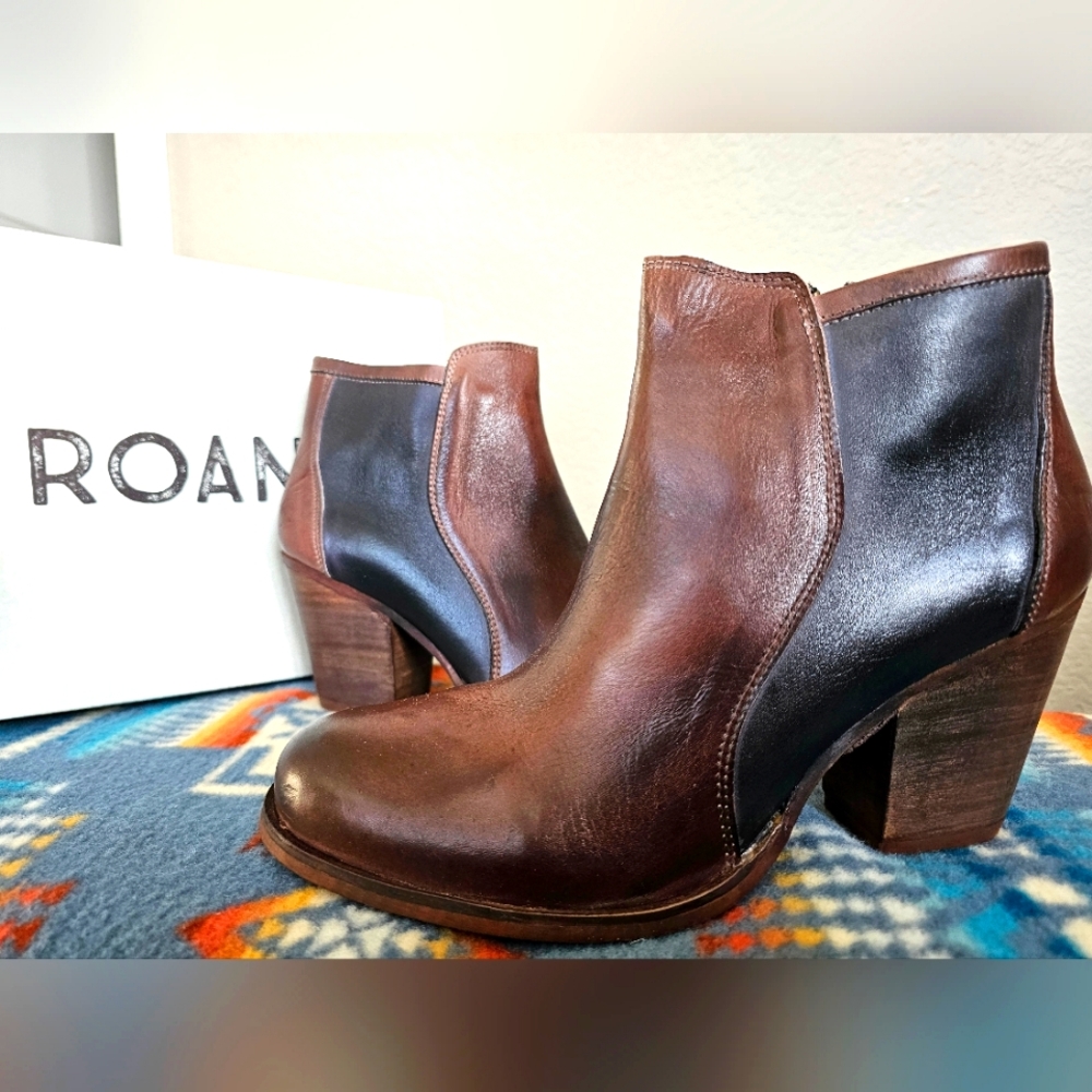 Roan Women's Carola leather booties, Size 9.5